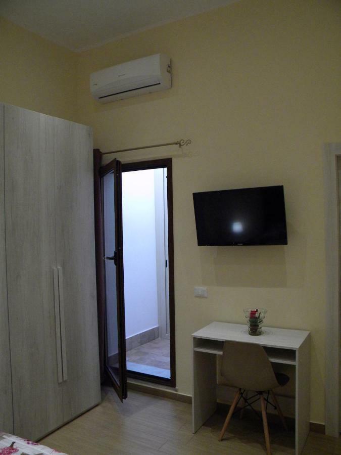 La Casetta Del Viale 13 Palermo Ngoại thất bức ảnh